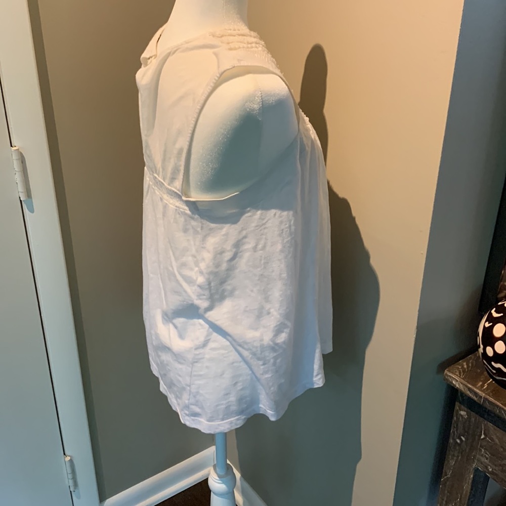 Anthropologie cotton sleeveless top with embroidered smocking - Picture 6 of 10
